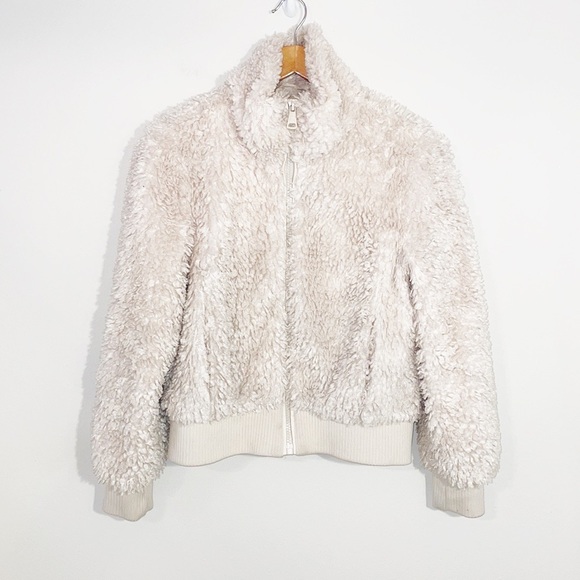ZARA TRF Cream Faux Fur Bomber Jacket Size Small - Picture 3 of 7